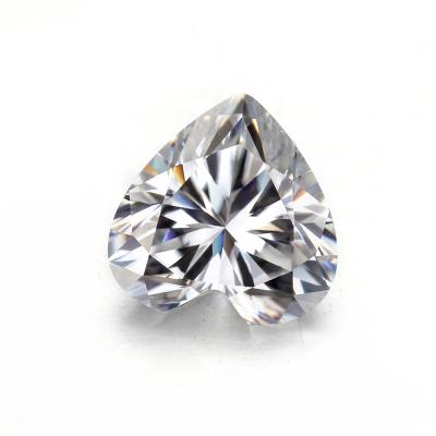 China Small size 5x5mm DEF GH color play or color fire VS loose cut white moissanite clarity clear heart diamond for sale