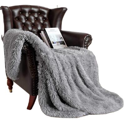 China Winter Bsci Happiness Faux Fur Throw Blanket Quality Soft Heavy Thick Reliable Luxury Extra Fluffy Fur Cozy Throw Blanket for sale