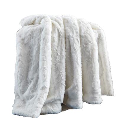 China Universal Soft Warm Comfortable White Faux Fur Blanket Wholesale Customized Luxury Rabbit High Quality White Throw Fur Blanket for sale