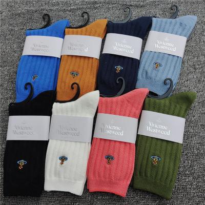 China Famous Crew Women's Embroidery QUICK DRY Custom Logo Socks Designer Brands Socks Manufacturer for sale