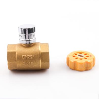 China Kitchen Zhejiang kaibeili DN15 DN20 home nickel plated brass ball valve with lockable handle for water meter for sale