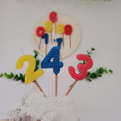 China No Smoking Wholesale Custom Birthday Candles Numeral Birthday Candle For Decoration for sale