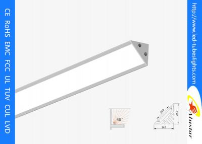 China IP44 Warm White Linear LED Ceiling Light 24W For Residential 2400lm 0.92 PF Ra85 for sale