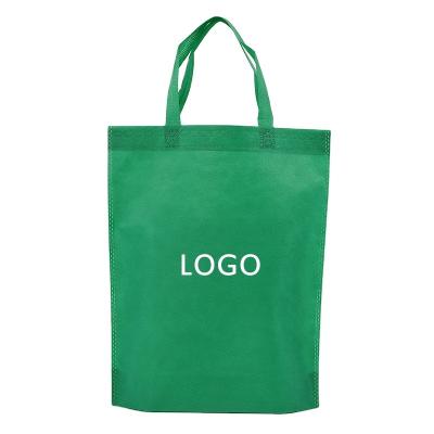 China Custom Folding Nonwoven Shopping Bag Clothing Factory Strong And Durable Nonwoven Printing Bag Logo And Advertising Bag for sale