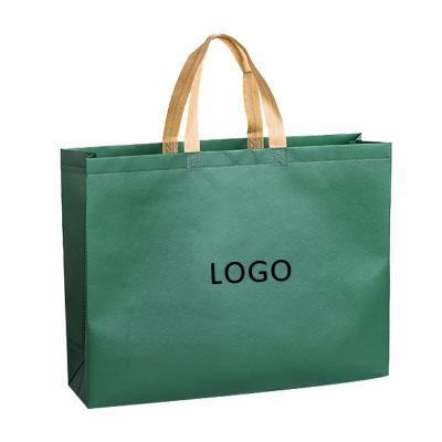 China Hot Selling Folding Waterproof and Moisture-proof Non-woven Printable Non-woven Bag Logo Bag Clothing Non-Woven Shopping Bag for sale