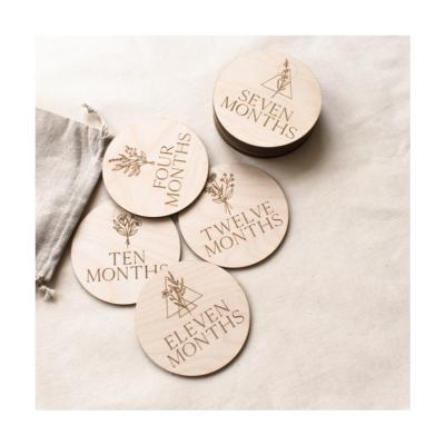 China Europe Newborn Photo Props Monthly Shower Gift Sign Marker Discs Cards Newborn Nursery Milestone Gift Set Decor for sale