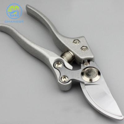 China Professional Non-Slip Handle Branch Cutter Pruner Bypass for sale