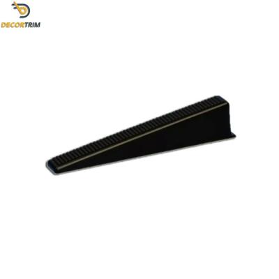 China Black Reusable Tile Leveling System Wedges For Floor Tile Leveling for sale