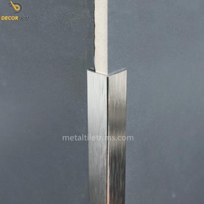 中国 External Tile Trim Wall Corner Protector Strips Flooring Profile Tile 販売のため