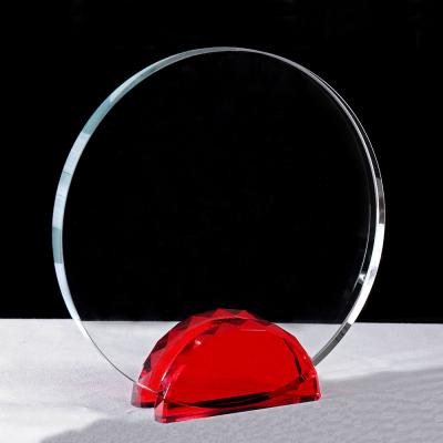 China Crystal Glass Trophy MH-JB0102 Europe personalizedcustom engraving empty crystal round award plaque with red base for sale