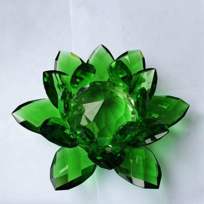 China Europe MH-ZZ076 Customized Lotus Flower Green Crystal Glass Paperweight For Decoration Wedding Paperweight for sale