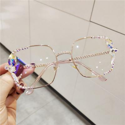 China Fashion Sunglasses Vintage Square Sunglasses 2022 Blue Light Computer Glasses Brand Design Sunglasses Women Girls Luxury Crystal Clear Glasses for sale