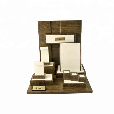 China Handmade Wholesale Factory Custom Wooden Jewelry Display Set For Showcase for sale