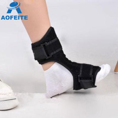 China Small And Comfortable Foot Fasciitis Compression Night Splint Foot Plantar Sleeves for sale