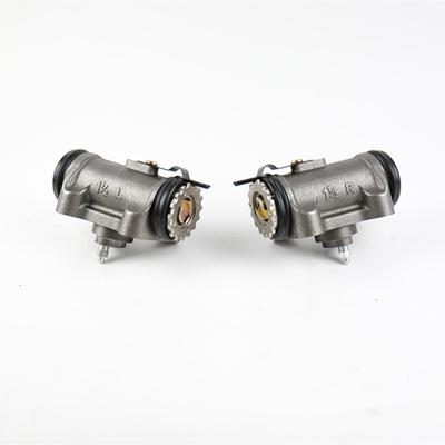 China Heavy Trucks Brake Extender Brake Cylinder OEM MC850698 MC850699 MC850700 MC850701 For Mitsubishi for sale