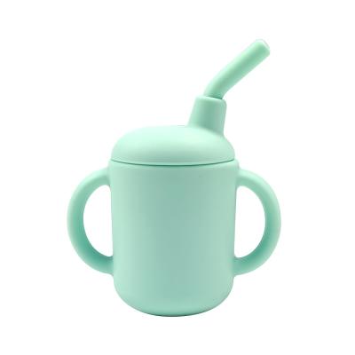 China 120ml Silicone Light Blue Spill Proof Kids Cup Personalized Baby Cup With Straw Capacity With Size Is 10.5*7.3*6.1cm And zu verkaufen