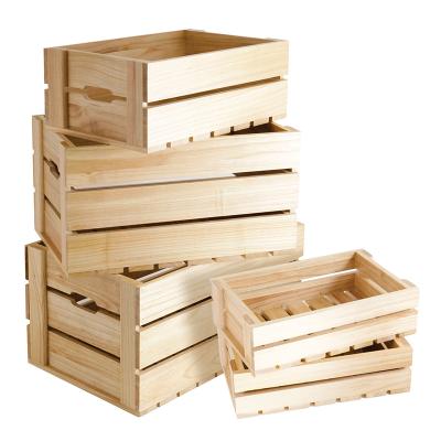 China Storage Use Wooden Crate Pine Wood Natural Sustainable Solid Crate In Natural Wood Color zu verkaufen