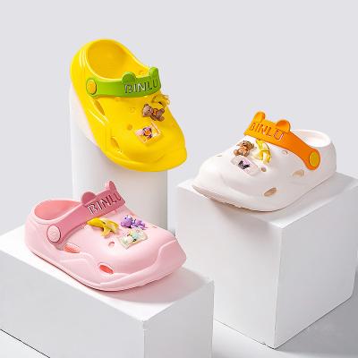 China 2022 New Arrived Cute Kids Light Weight Clogs EVA Breathable Slip Beach Garden Outdoor Shoes Walking Style Sandals Non For Baby for sale