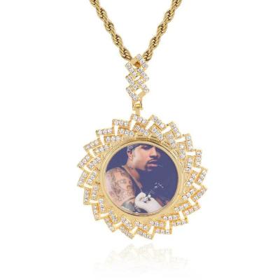 China Environmental Friendly Luxury Custom Best Sell Hip Hop Person Photo Necklace 18K Gold Plated For DIY Photo Necklace Pendant for sale