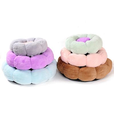 China Pets Rest Sleep Pets Rest Sleep Hot Selling Flowers Shape Large Plush Soft Dog Beds Indoor for sale