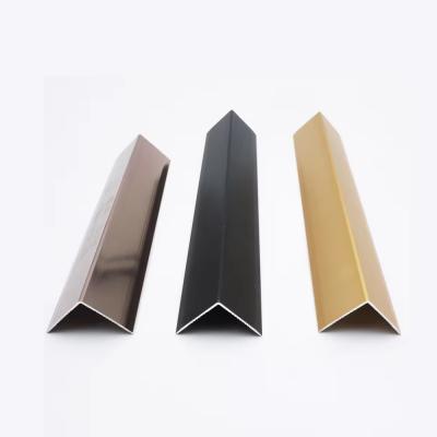 China 6061 T6 Eckprodukte aus Aluminiumprofil, Pulverbeschichtet zu verkaufen