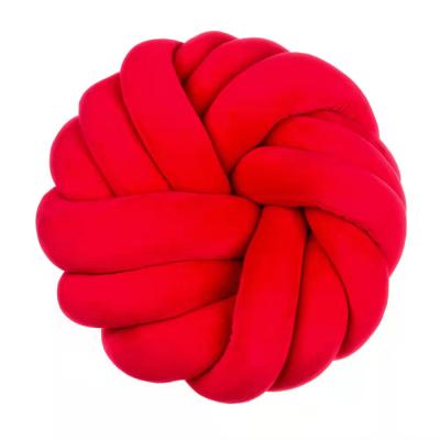 China Gift Winter Three-Strand Handwoven Rope Knot Ball Round Tile Sublimation Pillow for sale