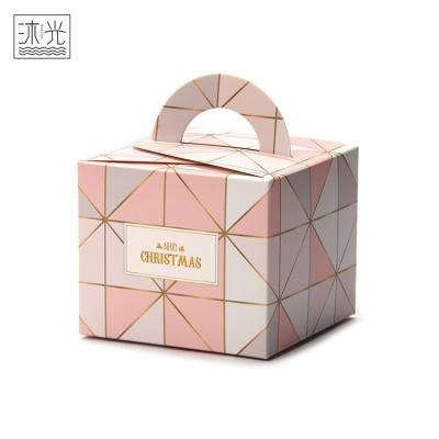 China Colorful Recyclable Promotional Items China Christmas Cupcake Paper Boxes for sale