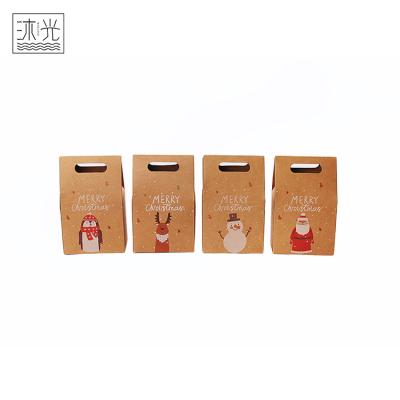 China Recyclable China Manufactures Custom Design Die Cut Paper Handle Brown Christmas Gift Bag for sale