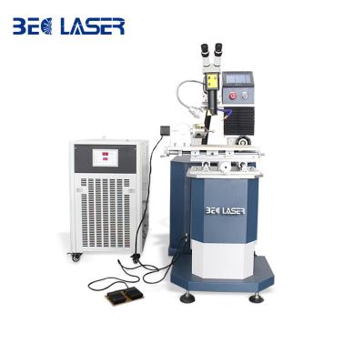 China Garment Shops 200W 300W 400W Manual Mold Laser Aluminum Repair Laser Welding Machines With CCD Monitor Or Microscope Observation System Price for sale