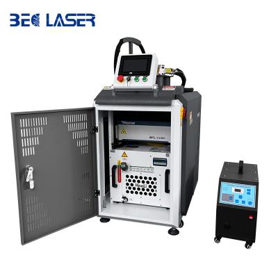 China Portable Handheld 3D Hotels 1000w Fiber Laser Welding Machine For Mold for sale