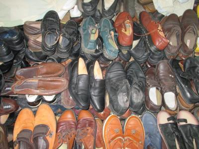 China Leather shoes/Used shoes on sale    Top grade quality ,no torn , no spoil , no dirty for sale