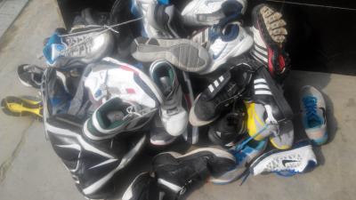 China Wholesale used shoes/second hand shoes in bale ,used shoes old shoes used clothing for sale