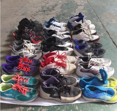 China Grade A used sport shoes/men shoes for sale