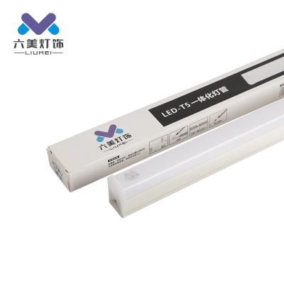 China Residential wholesale indoor mall workshop light plastic 9w pendant 14w 18w led tube t5 led light for sale