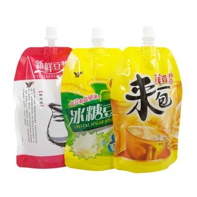 China High Quality Moisture Proof Bottle Shaped Pouch Reusable Plastic Stand Up Bag Juice Liquid Pouch With Spout for sale