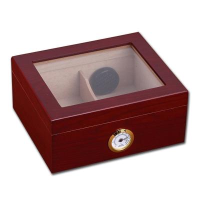 China Cigars Storage Glass Top Displaying Cigar Box with Humidifier for sale