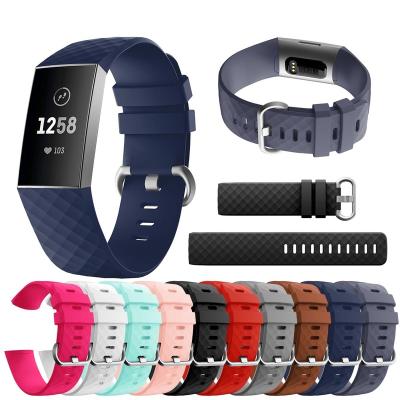 China Sports Watch Compatible Classic Strap Wrist Bands Sports Wrist Band Replacement Silicone Strap For Fitbit Charge 3 SE Bands for sale