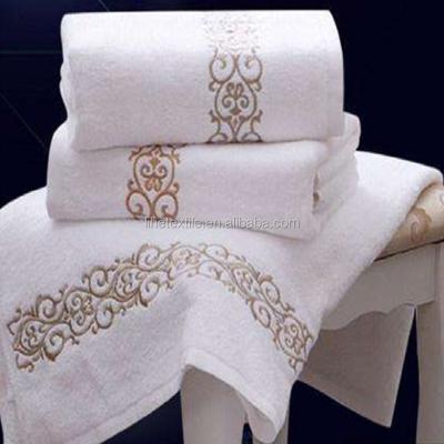 China Take Easy 100% Cotton Soft Towel White Customized Logo Wholesale Hotel Bath Towels for sale