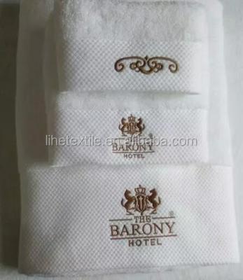 China 100% Cotton Disposable Custom Hotel Towel Set 5 Star Logo Embroidered for sale