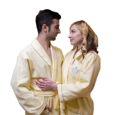 China Wholesale Custom Thinner Waffle Compressed Bathrobe For Adults Men Women White for sale