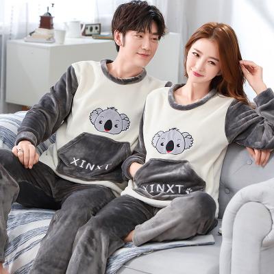 China Wholesale Hot Thermal 2021 Winter Warm Women's Men's Flush Pajamas Set Long Sleeves Couples Pajamas Suit Home Sleepwear Sweet Honeymoon for sale