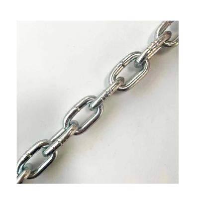 China Guardrails Iron Chain G30 Low Carbon Steel Galvanized Chain Ordinary Mild Steel Medium Link Chain for sale