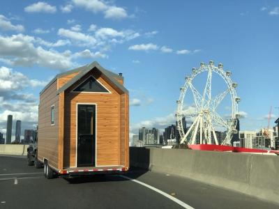 Chine La maison minuscule modulaire préfabriquée légère de remorque d'Eco de cadre en acier modulaire a préfabriqué des maisons à vendre