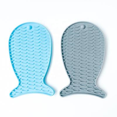 China Stocked Fish Form Silicone Cat Slow Feeder Lick Mat with Suction Pet Licking Mat for sale