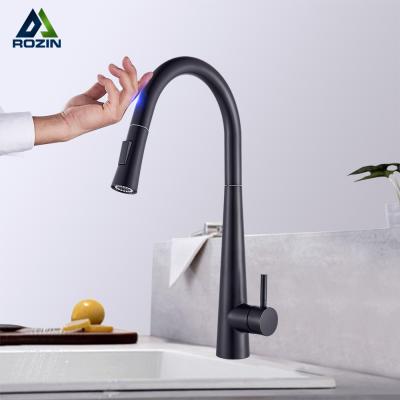 China Matte Black Touch Faucet Sense Faucets Kitchen Sensor Pull Out Sprayer 360 Degree Rotation Deck Mounted Single Handle Single Hole for sale