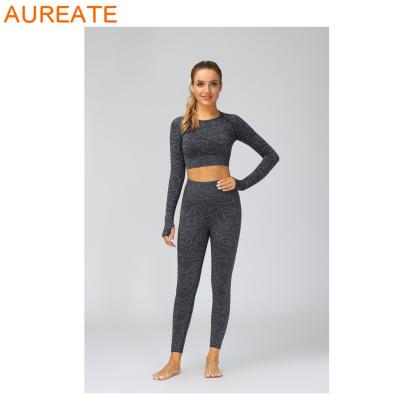 China Breathable Yoga Gym Sports Leggings Long Sleeve Cooling Crop Top Set For Workout Clothing Women for sale