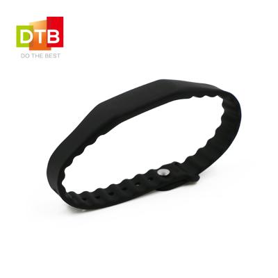 China Waterproof / Waterproof DTB MIFARE 1K Wristband Silicone Wristband Key Fob For Hotel Access Control for sale