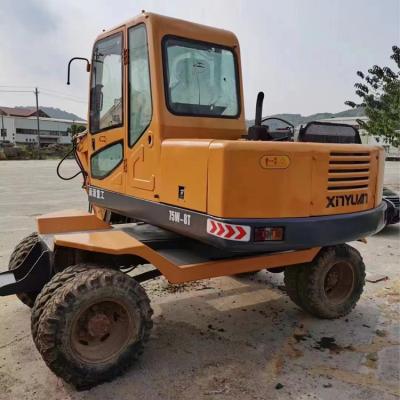 China Mini excavator used Chinese used construction machine koparka 7ton excavator small digger used wheel excavator pc65w-8 XINYUAN 75-8 hydraulic excavator for sale