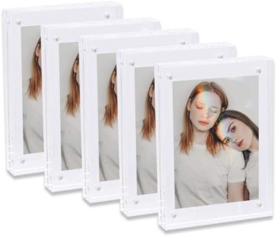 China Environmental Friendly Acrylic Photo Frames 5x7 Double Side Magnets Photo Frame Wedding Family Picture Holder for sale