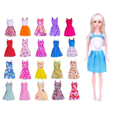 China DIY TOY Cute Shoes Glasses Necklaces Fairy Sticks Toys House Dress Up Toys Handmade Dresses Accessory Clothes Dollhouse Accessories for sale